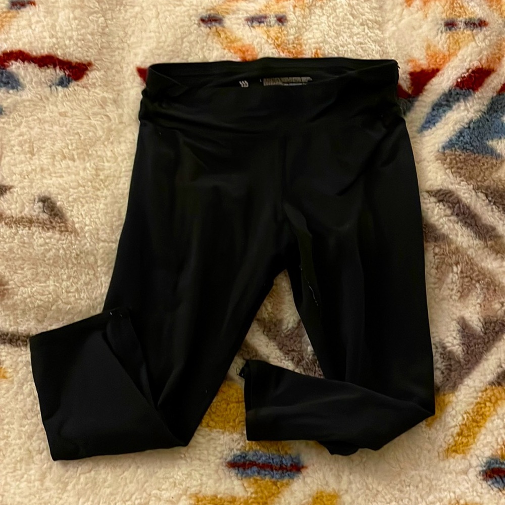 All in motion cropped leggings